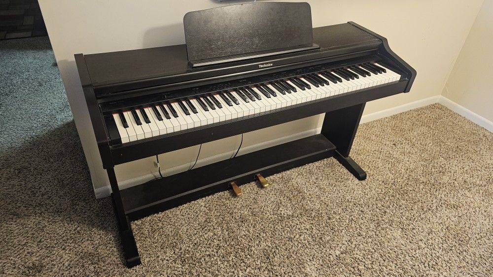 Technics SX-PX222 Digital Piano