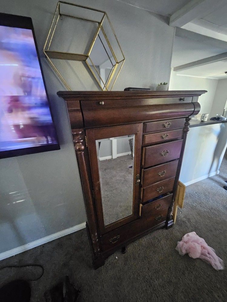Wood Dresser With Mirror