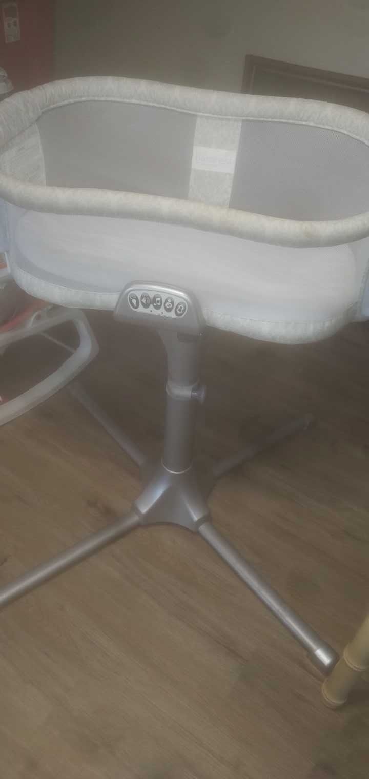 Adjustable Musical Baby Bassinet (Heavy Duty)