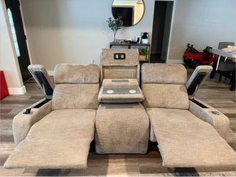 Recliner couch