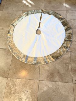 Pottery Barn Tree Skirt 47 