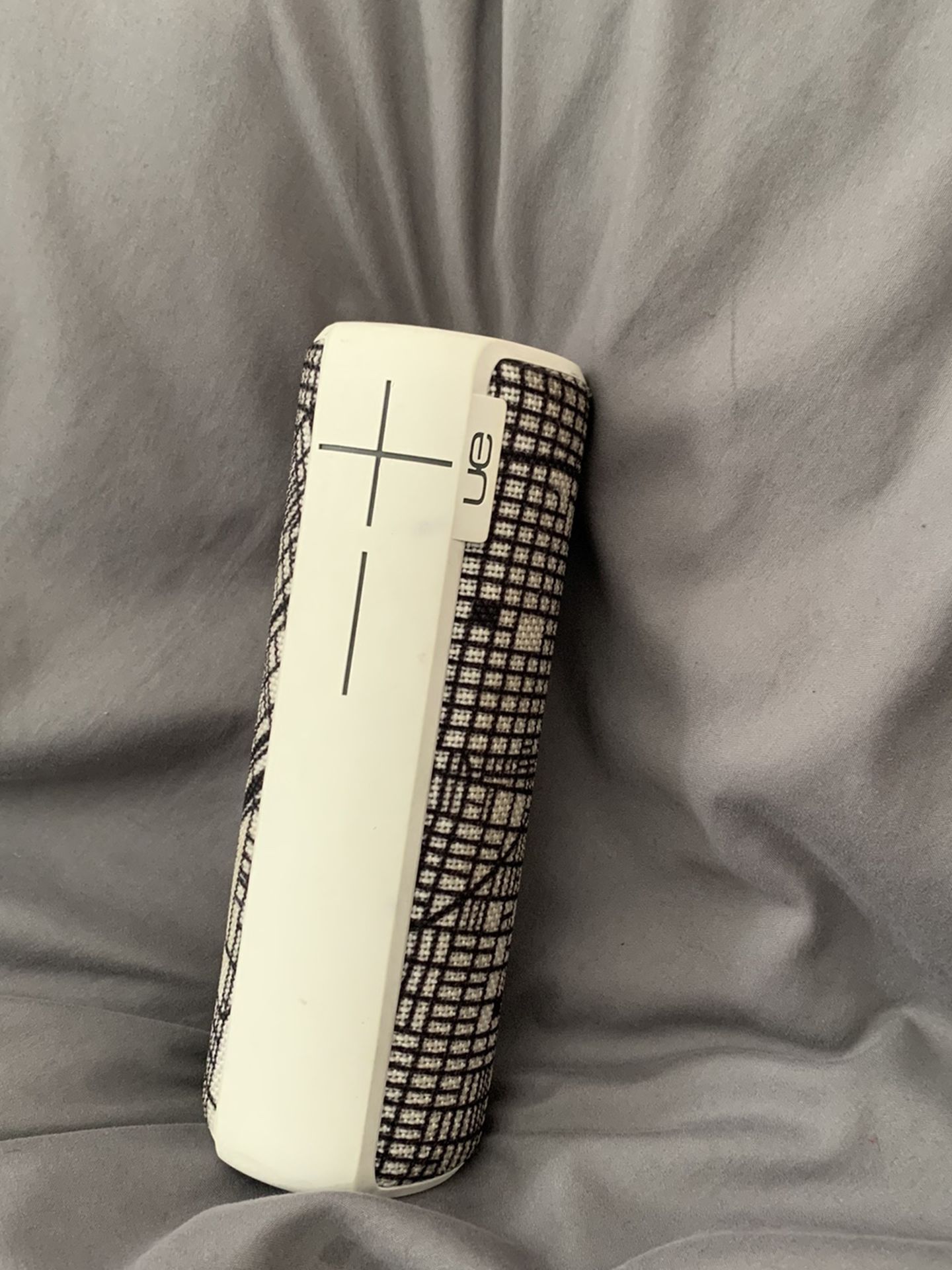 Ultimate Ears (UE) Boom 2 Portable Waterproof Speaker Black/white