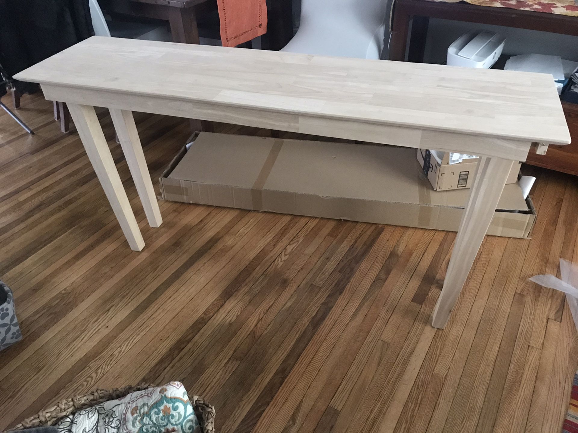 Table - extra long console shaker