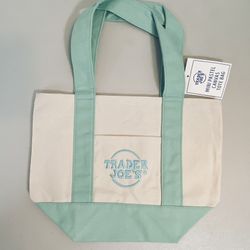 NEW! TRADER JOE'S PASTEL GREEN MINI CANVAS TOTE BAG 2025 NWT