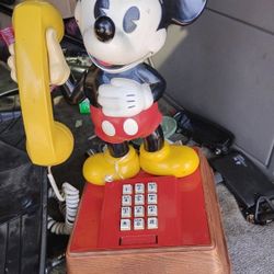 Mickey 1973 Phone