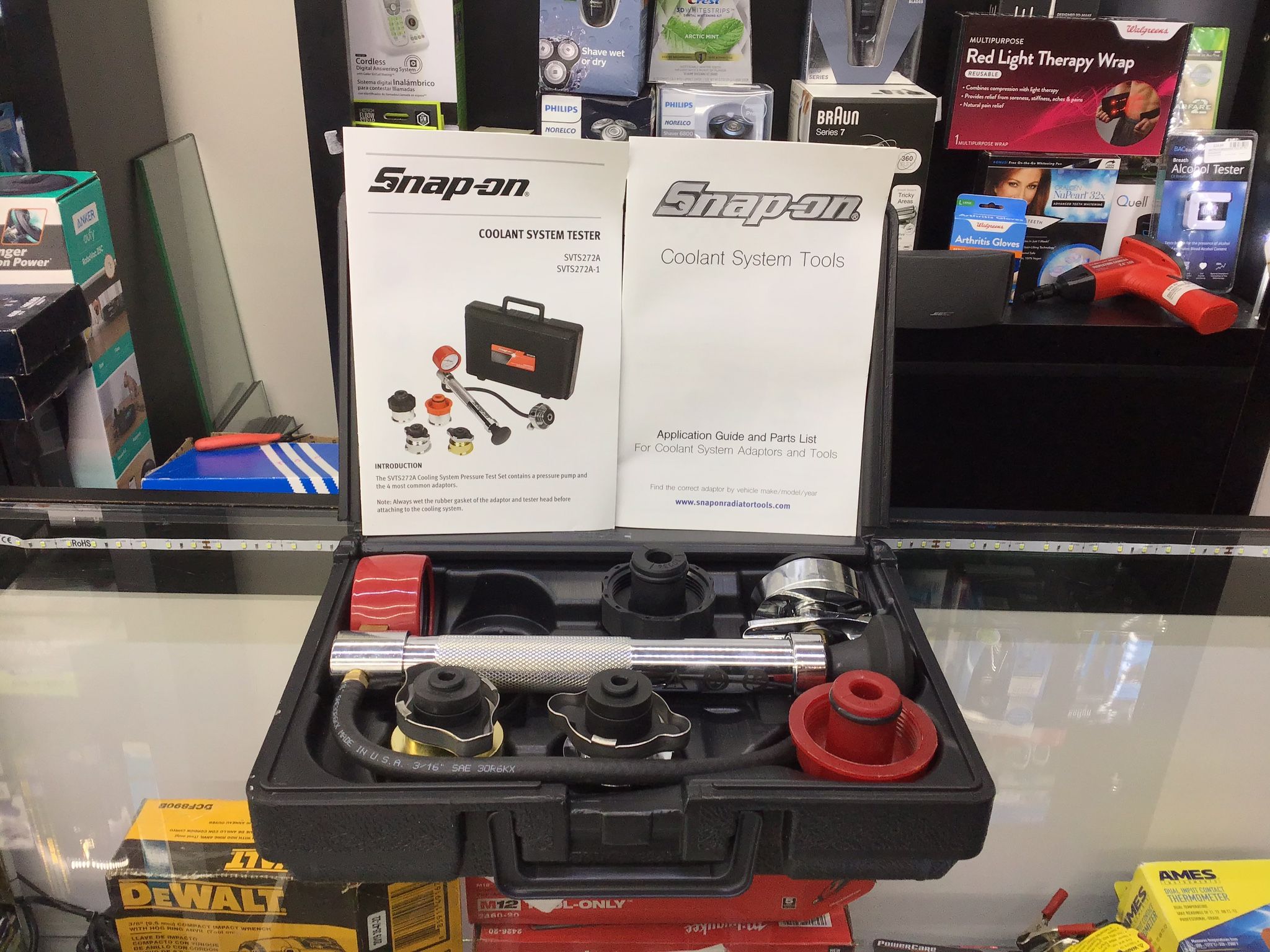 VERY NICE SNAP ON COOLING SYSTEM PRESSURE TEST KIT SVTS272A