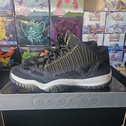 Air Jordan Retro 11 LOW Zesty Yellow (Size 9)