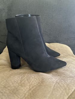 Women Booties!! Great Condition, Size 8!!