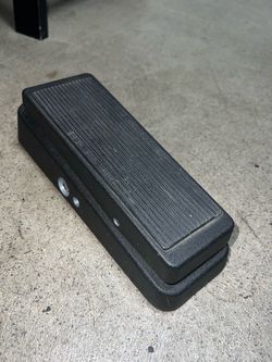 Dunlop Cry Baby GCB95 Wah Guitar Pedal – $60