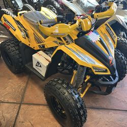 2025 Denago Trailhawk 10 FI