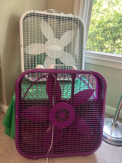 Set of 2 pre~owned Lasko Air Circulating Box Fan,  3 Quiet Speeds