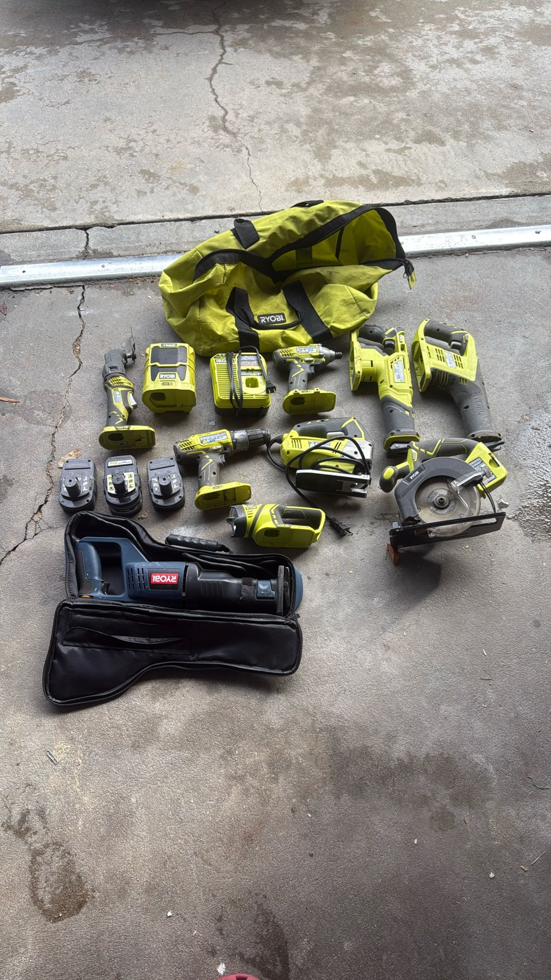 Ryobi Power Tools Set