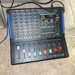 2000's Audio Amx7332 10 Channel Mixer With Fx