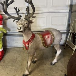 4.5’ Realistic Standing Deer 