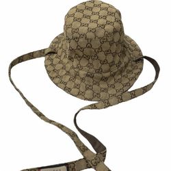 Gucci Signature GG Reversible Bucket Hat With Straps
