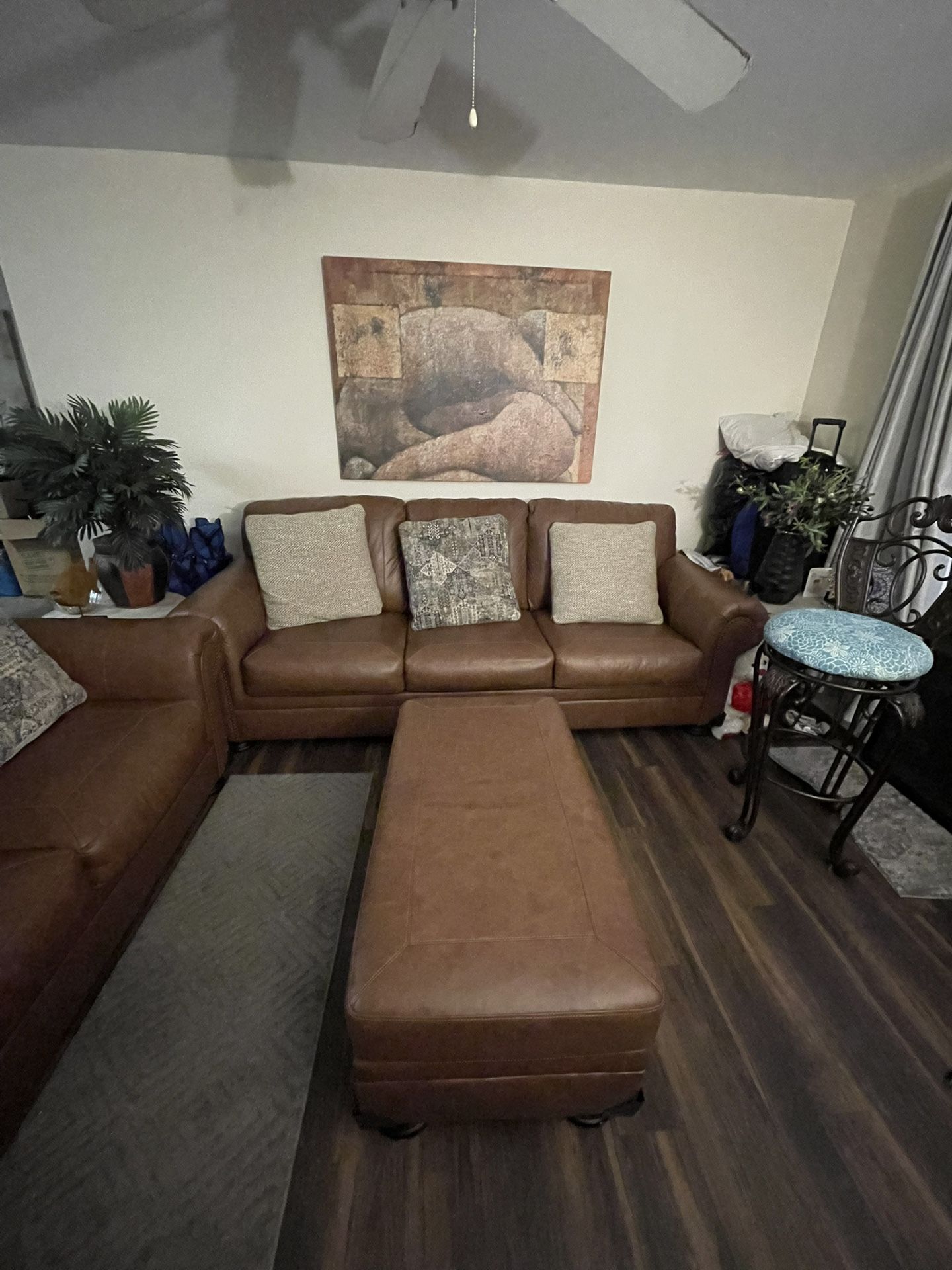 Living Room Items, Everything Must Go.🤝🏽‼️  *(Read The Description For More Info!!)*