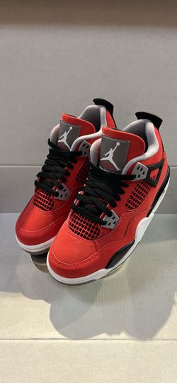 NIKE AIR JORDAN 4 RETRO “TORO”