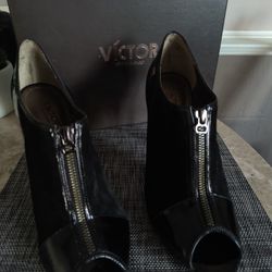 Victor Alfaro Size 9 Booties Never Worn