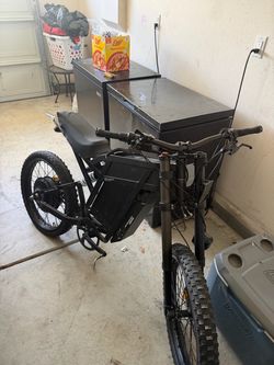 Two bikes COSWHEEL r6000 and hikeep k6L