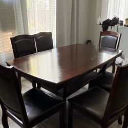 Dinning Table 