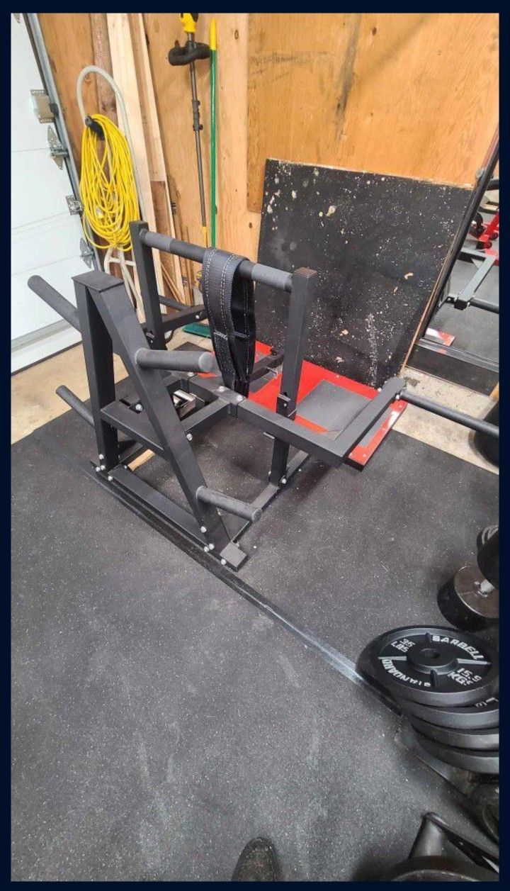Titan Fitness Belt Squat Machine Version 2 With Belt