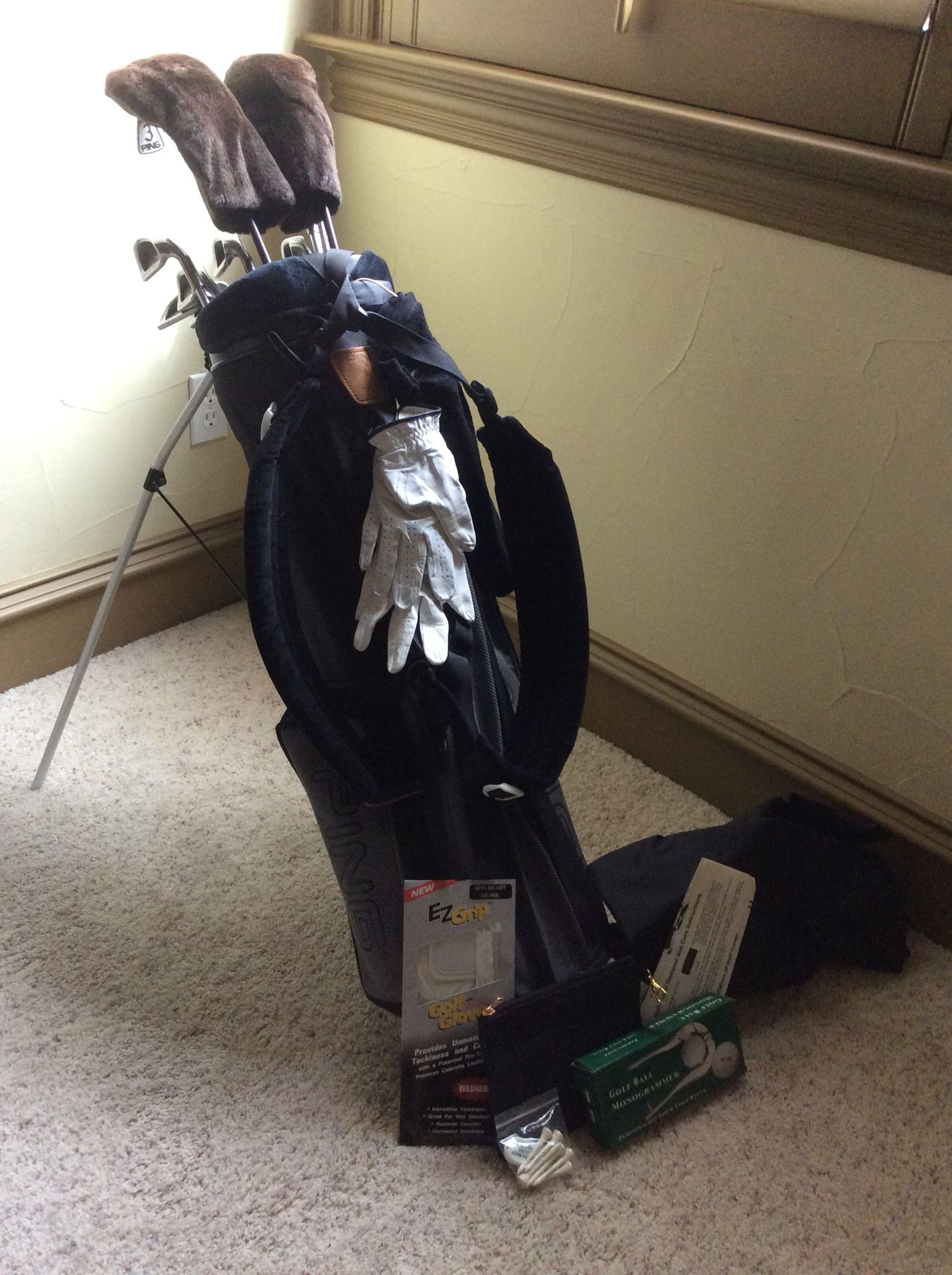 Ping full golf club set with bag