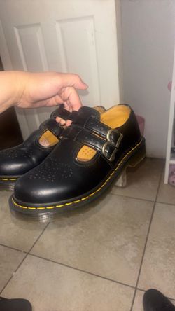 Doc Martens Mary Jane’s size 9