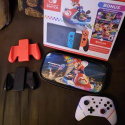Nintendo Switch Bundle 
