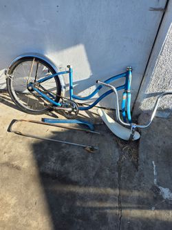20" schwinn girls frame and parts $45