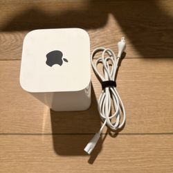 Apple AirPort Extreme A1521 6th Gen AC Router w/ Power Cord