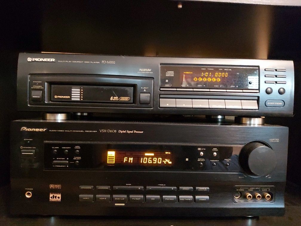 Pioneer Receiver With Pioneer CD Changer