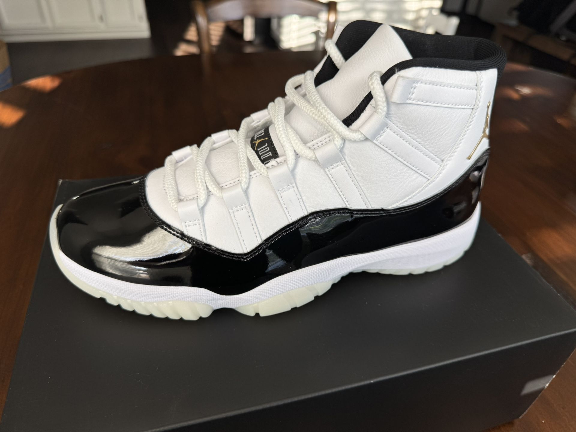 Air Jordan 11 Gratitude Size 10.5 – Brand New Tried On w/ Box & Receipt