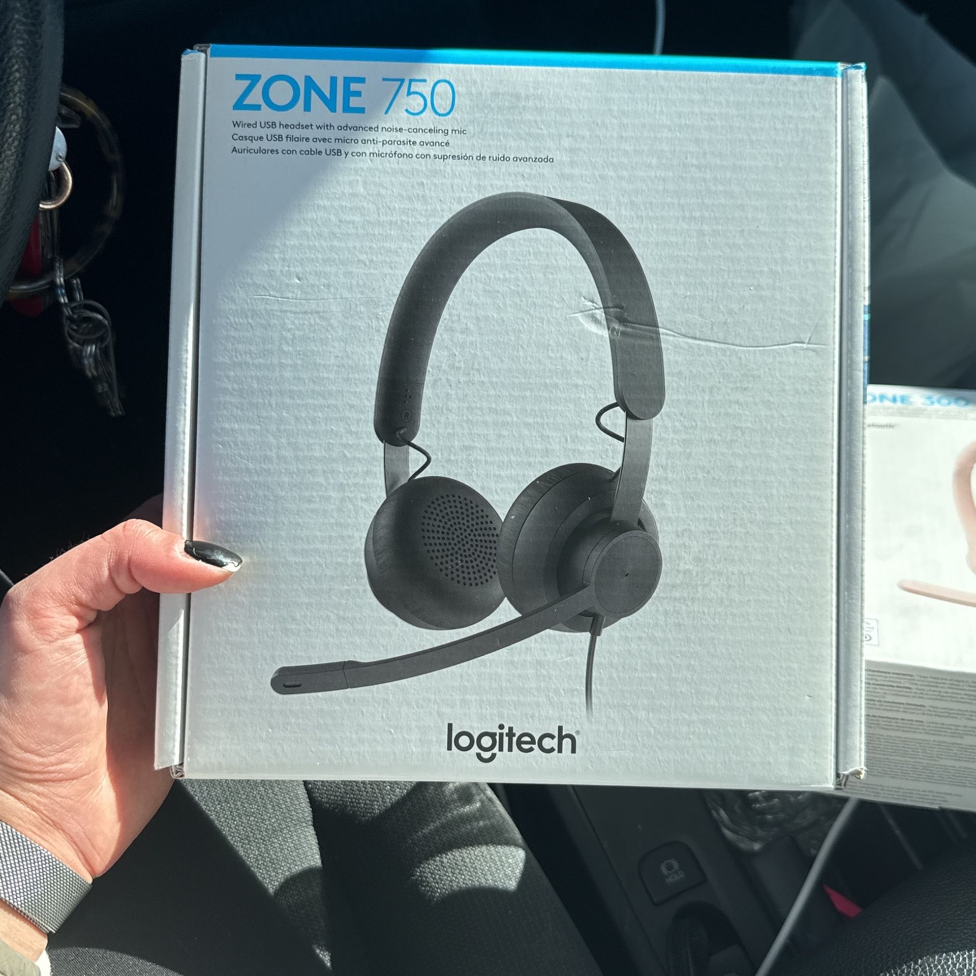 Logitech Zone 750 USB headset with advanced noise-canceling mic