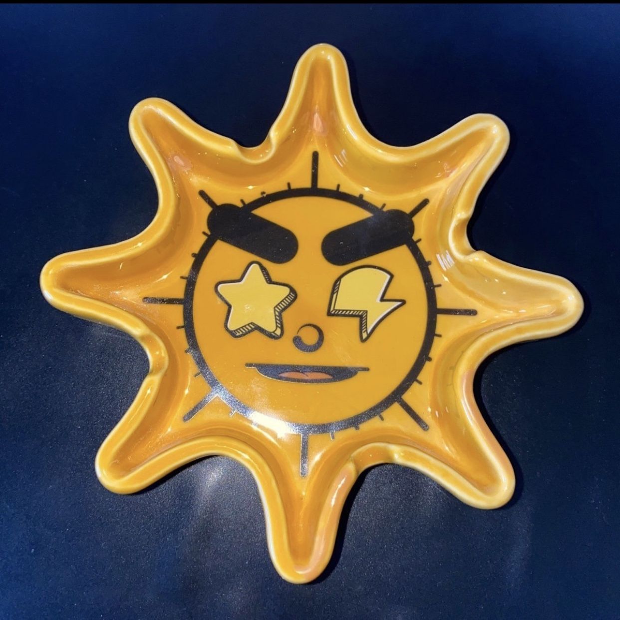 Small (Glo Gang) Ashtray Sun Style Ceramic toy collectible brand new Chief Keef