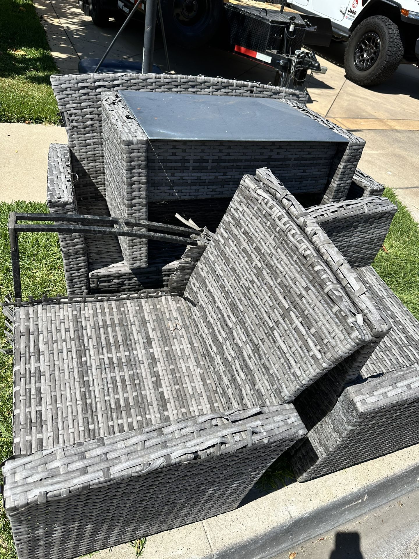 Free Wicker Patio Furniture