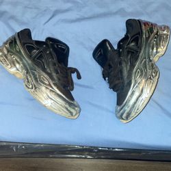 RAF SIMMONS SIZE 8.5 Fairly Used