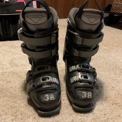 Downhill Ski Boots - Men’s Size 6 1/2 (Mondo Size 24, European Size 38