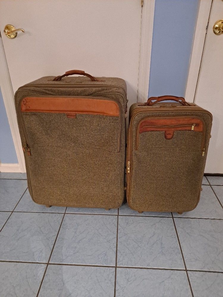 Hartmann Tweed & Leather Lot Of (2) 22".& 26".Rolling Suitcases "Read Info"