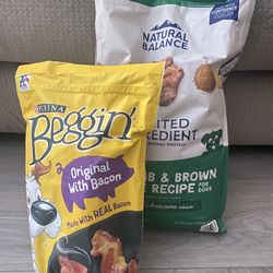 Dog food with free dog snacks