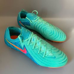 Nike phantom GX II SG Pro soccer shoes