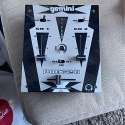 Gemini Cross Fader DJ Mixer