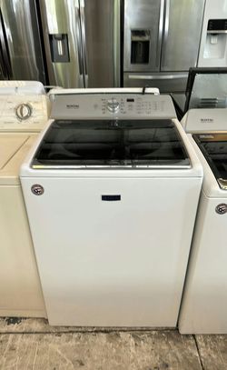 Maytag Top Load Washer - Powerful Agitator, Multiple Wash Cycles