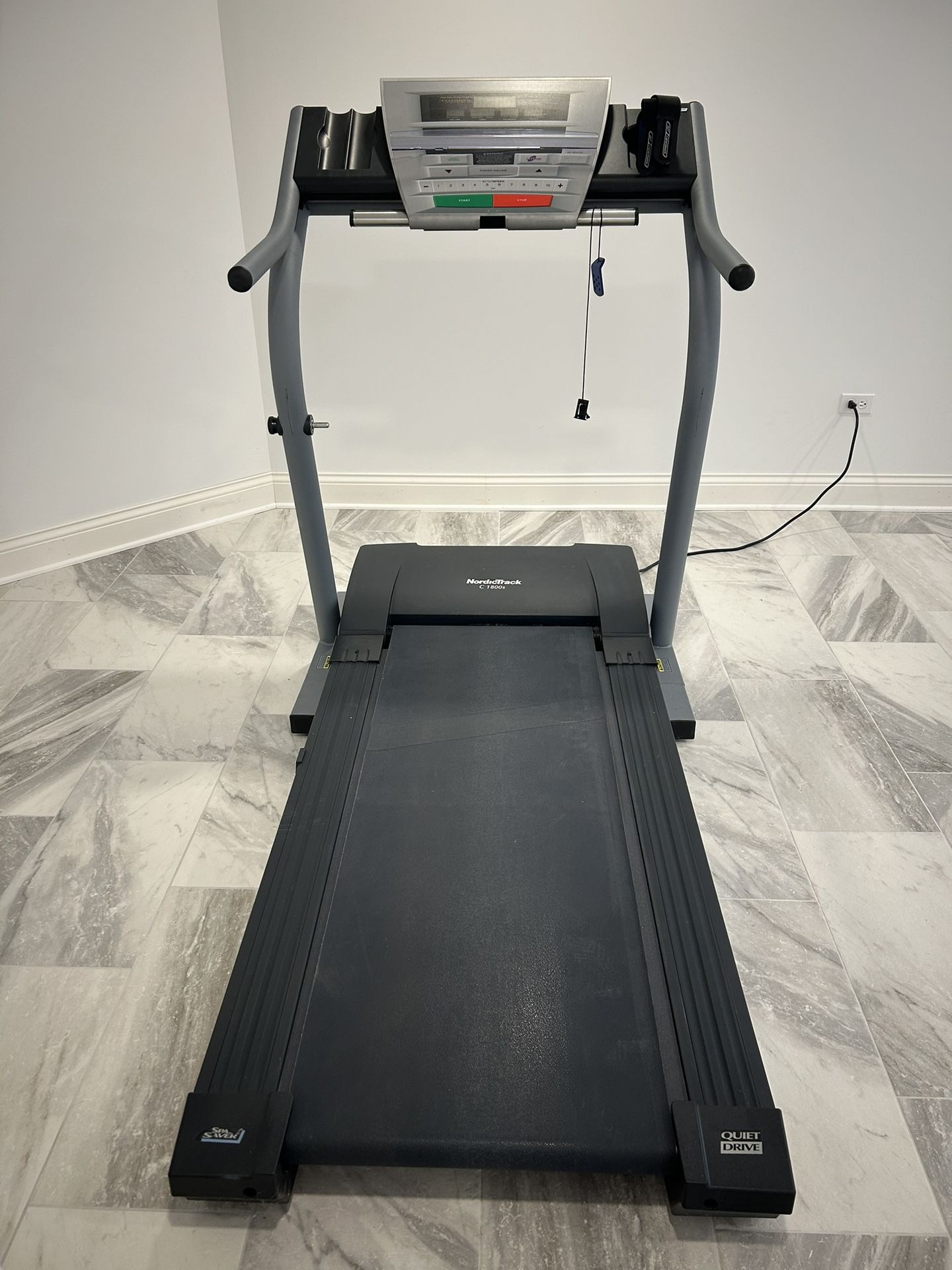 NordicTrack C1800S Treadmill for Sale in New Lenox IL OfferUp