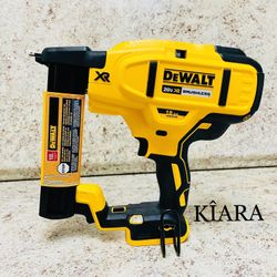 DeWalt 18 Ga Narrow Crown Stapler (Tool Only) Model DCN681