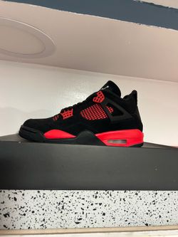 Red thunder 4s          7.5 men’s
