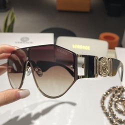 Me glasses no case price it’s firm