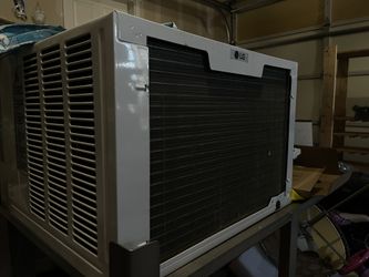 LG 18,000 BTU Air Conditioner With Stand/Cart