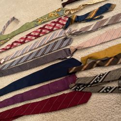 Lot Of Vintage neck Ties