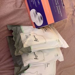 Brand new sealed breast pumps
