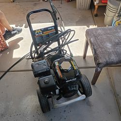 Mi-T-M    3200psi.  2.4 Gas Powered